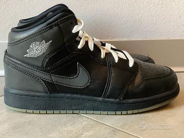 Air Jordan 1 Mid