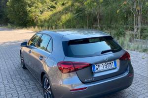 Mercedes 180d anno 2023