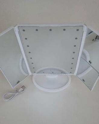 Specchio da trucco con luci led Beper da tavolo