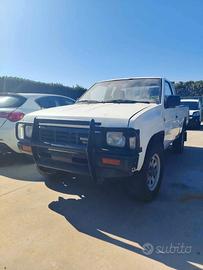 NISSAN KING CAB 2494CC 55KW DIESEL ANNO 1995