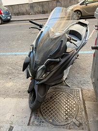 Kymco Ak550