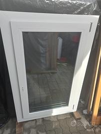 finestra pvc  TRIPLO VETRO 