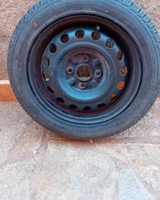 Pneumatico nuovo  155/65R14 75T Michelin Energy