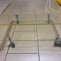 Tavolino con rotelle