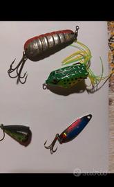 Set di 4 esche artificiali da pesca