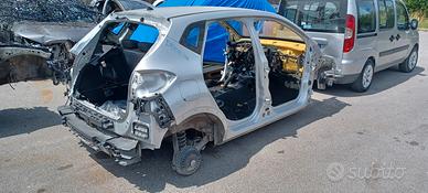 ricambi renault captur 2017