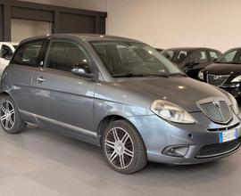 Lancia Ypsilon 1.4 Platino Ecochic GPL