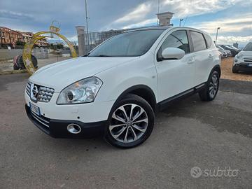 Nissan Qashqai 2.0 dCi DPF 4WD Tekna