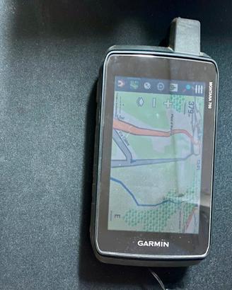 Garmin MONTANA 700 + Staffa per supporto moto