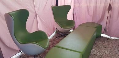 RIBASSO sedie girevoli egg chair con panche puff