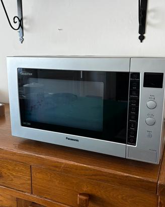 Microonde Panasonic Inverter