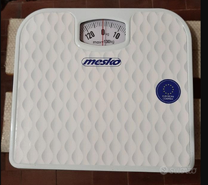 BILANCIA bianca da bagno Mesko