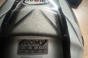 Casco suomy