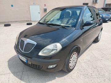 Lancia Ypsilon 1.2 80cv benzina Neopatentati 