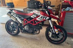 Ducati hypermotard 796