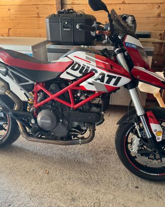 Ducati hypermotard 796