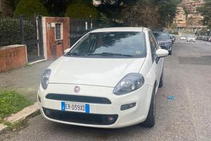 Fiat grande punto gpl con motore appena sostituito
