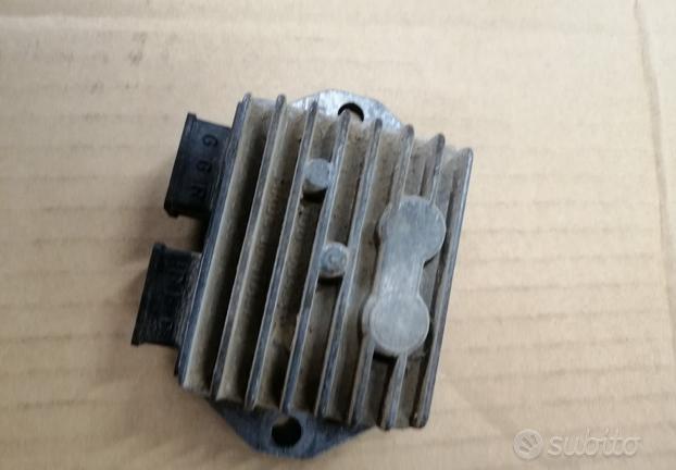 Regolatore di tensione Piaggio ape max
