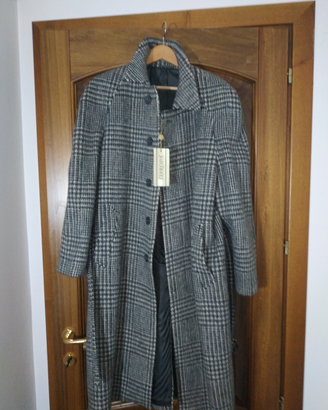 Cappotto da uomo nuovo