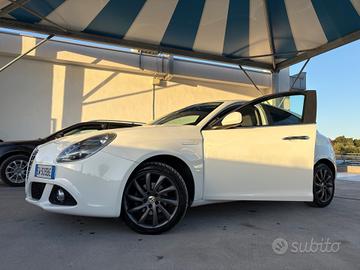 Alfa Romeo Giulietta 1.6 JTDm-2 105 CV Exclusive
