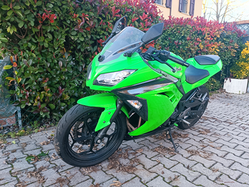 Kawasaki ninja 300