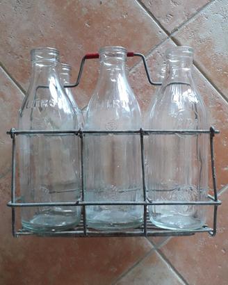 Cestello con 6 bottiglie latte anni '60