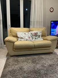 Divano in vera pelle