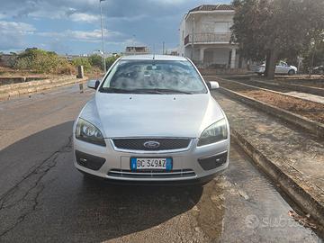 Ford Focus 1.6 turbodiesel  110cv full OPTIONAL 