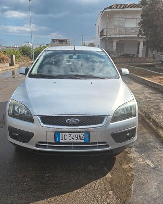 Ford Focus 1.6 turbodiesel  110cv full OPTIONAL 
