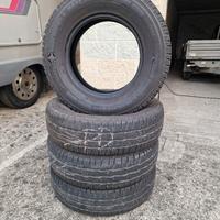Gomme Michelin Agilis 215/75 R16 C