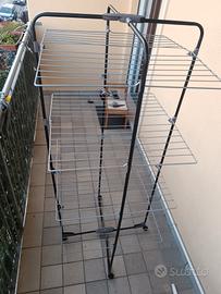 Stendino tenuto molto bene 