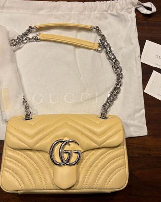 Gucci Borsa a spalla GG Marmont misura piccola