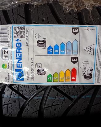 Gomme invernali  205 60r16