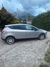 Lancia Delta 1.6 MJT DPF Platino
