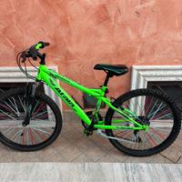 Bicicletta atala invader