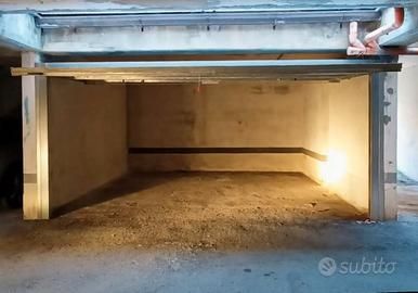 DOPPIO Box Auto, zona p.le Carturan