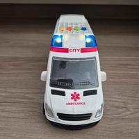 Modellino Ambulanza giocattolo luci e suoni