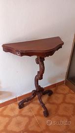 Mobiletto portaoggetti