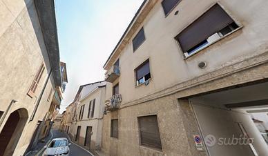 Stanza singola libera subito a Limbiate