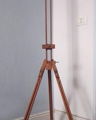 Cavalletto treppiede
