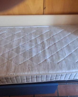 Letto singolo completo con cassettoni + scrivania