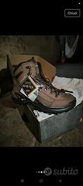 Scarponcini Renegade GTX mid 43,5 NUOVI