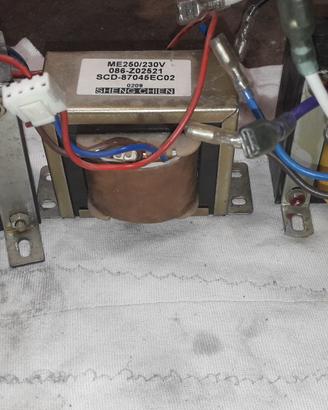 Trasformatore per inverter 24-12 volt 400/230volt