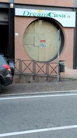 Negozio location pubblicitaria