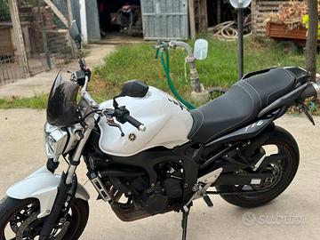 Yamaha Fz6