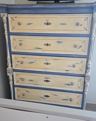 Cassettiera in noce fine 800 con marmo Shabby