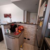 Cucina componibile con elettrodomestici