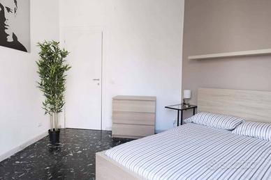 Stanza in appartamento di 68 m² a Milano