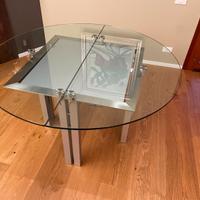 Tavolo Cristallo tondo allungabile di design