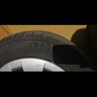 Cerchi con pneumatici